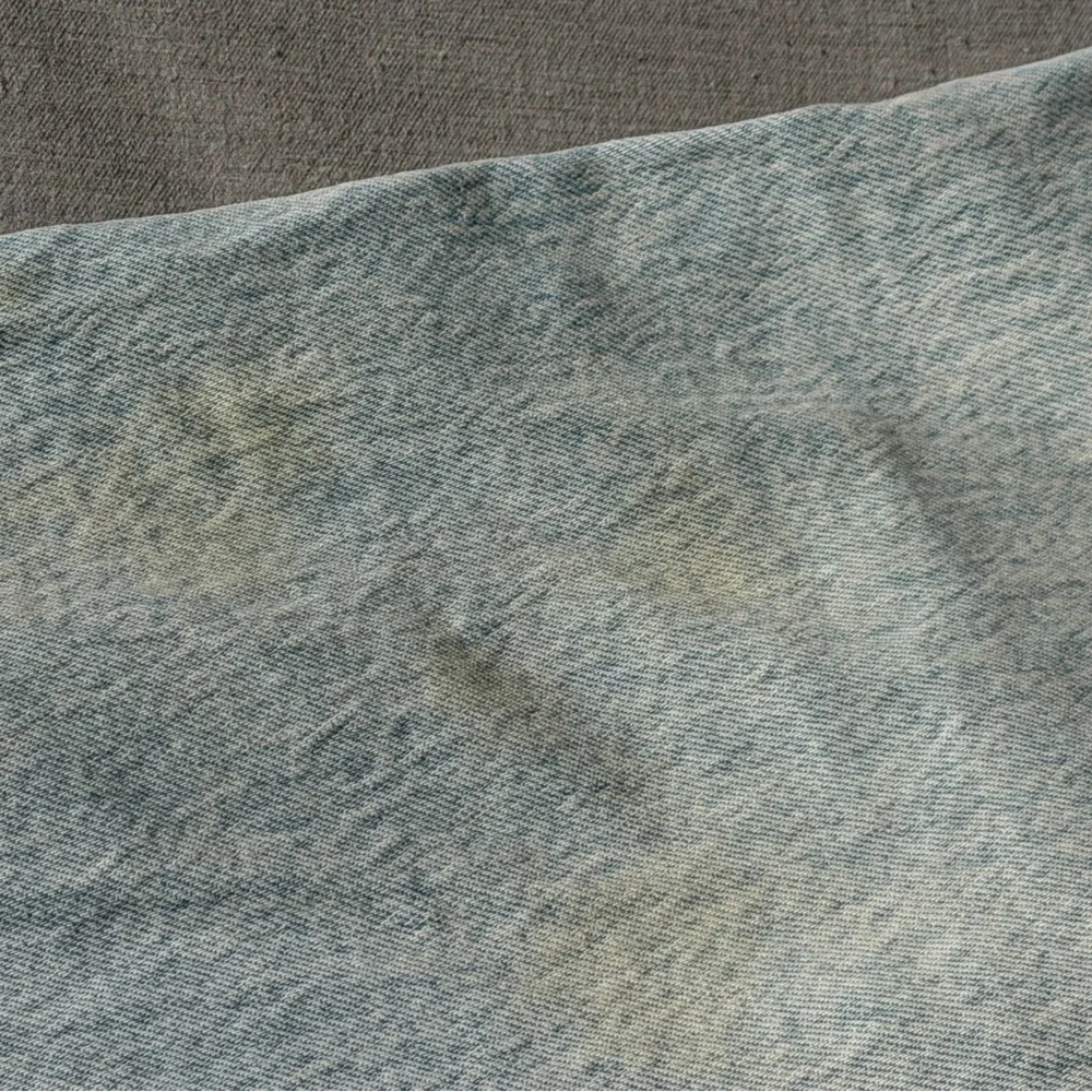 Abercrombie & Fitch Light Wash Flare Jeans - Picture 7 of 8